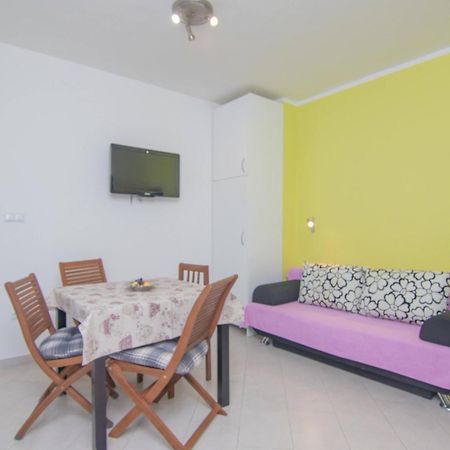 Apartment Kirby Krk Town Eksteriør billede